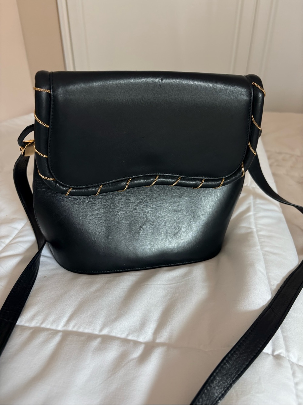 Vintage Stuart Weitzman Black Leather Shoulder Bag Gold Detail Made in Spain